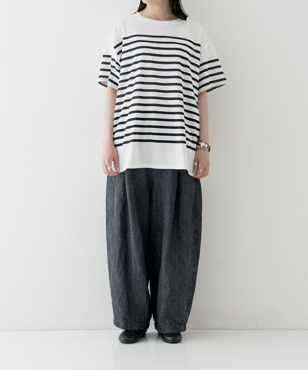 美品23AW nest robe CONFECT ボーダーTシャツ 紺216O▲ UpcycleLino】BASIC カベ撚りボーダービッグTシャツ｜nest Robe