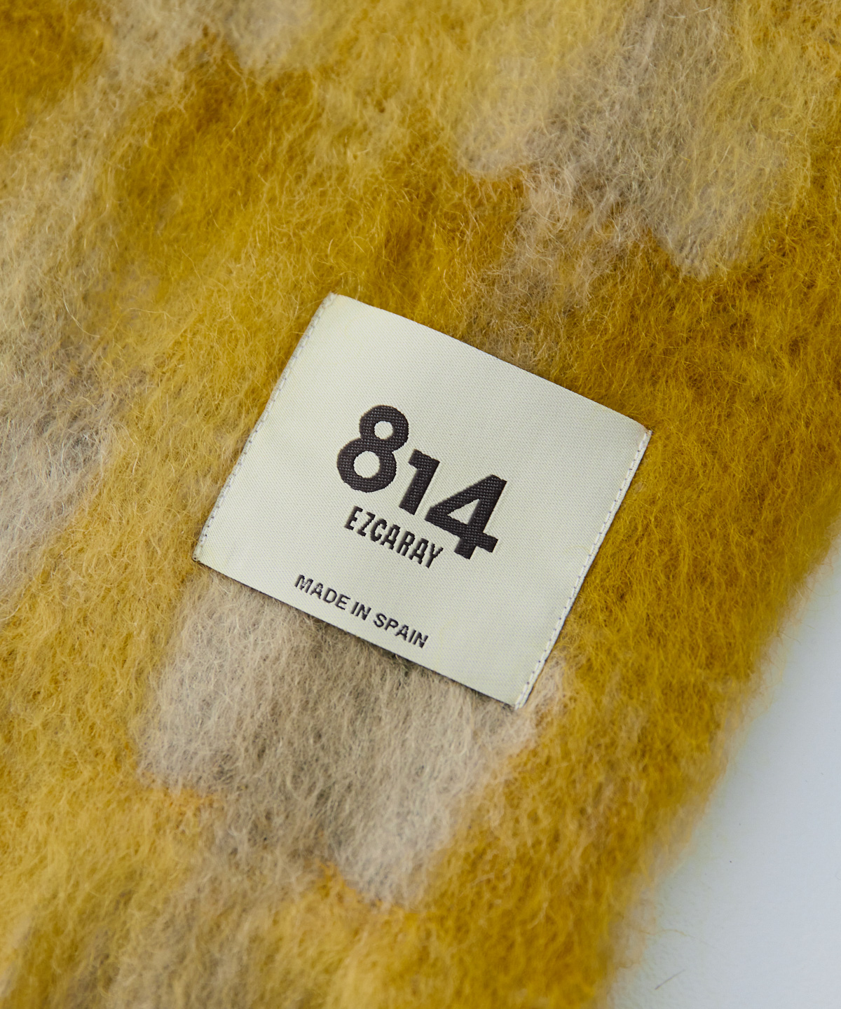 814 EZCARAY / MIA MOHAIR MUFFLER｜nest Robe / CONFECT ONLINE SHOP
