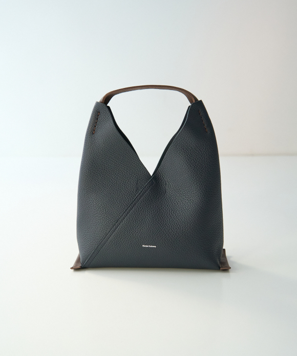 Hender scheme / triangle bag