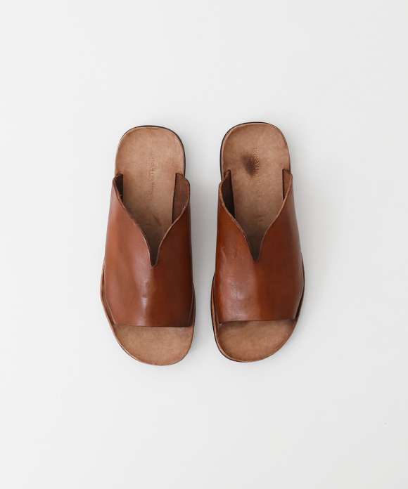 BRADOR / Leather Sandals