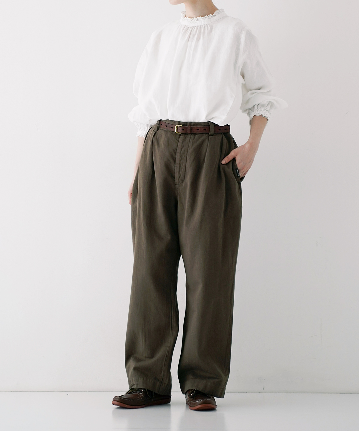 ⭐︎お値下げ⭐︎nest Robe アップサイクルリノ２タックチノパンツ UpcycleLino] BASIC チノ2タックワイドパンツ new color｜nest