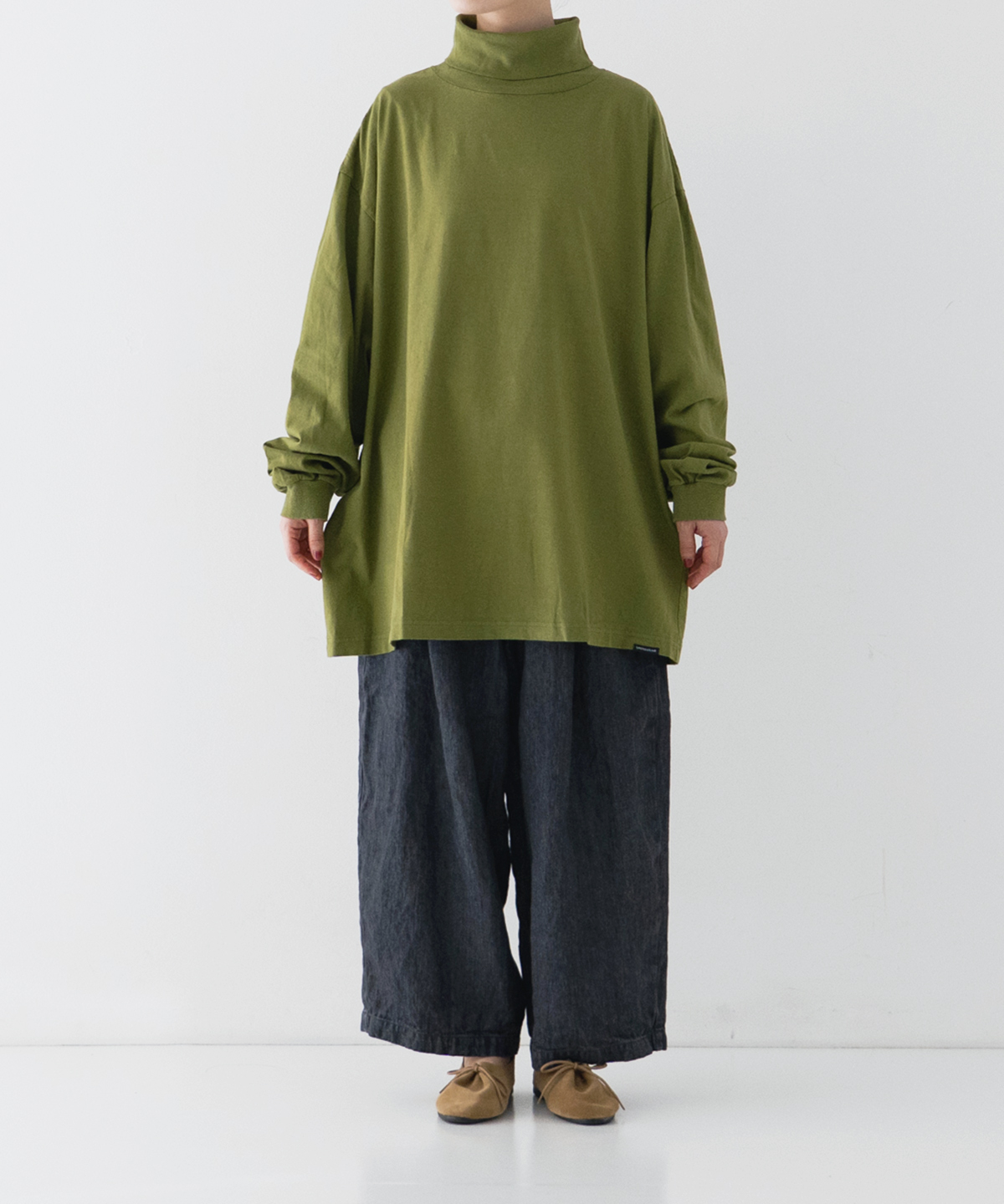 【UpcycleLino】BASIC 天竺長袖ビッグタートル　ネストローブ UpcycleLino] BASIC 天竺長袖ビッグタートル｜nest Robe / CONFECT