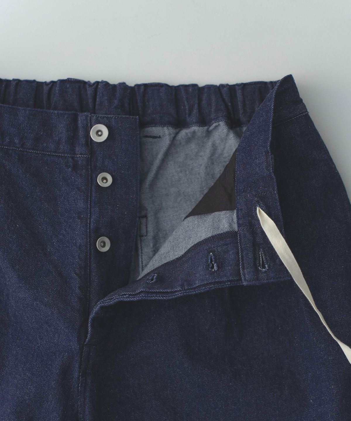 UpcycleLino] BASIC 9.5ozデニムイージーショーツ｜nest Robe